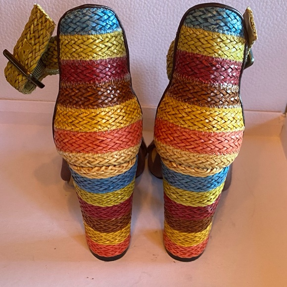 Like new Nine West Heels Colourful Rattan Material - Picture 3 of 9